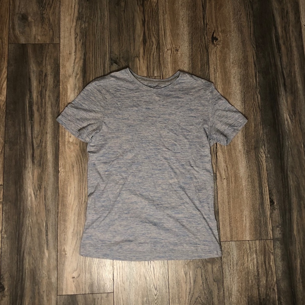Banana Republic Light Blue Heather Style T-Shirt